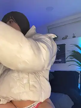 emilycolte online show from January 2026 02:05:01 AM