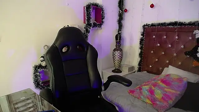 valeriamontex online show from December 2025 06:36:02 PM