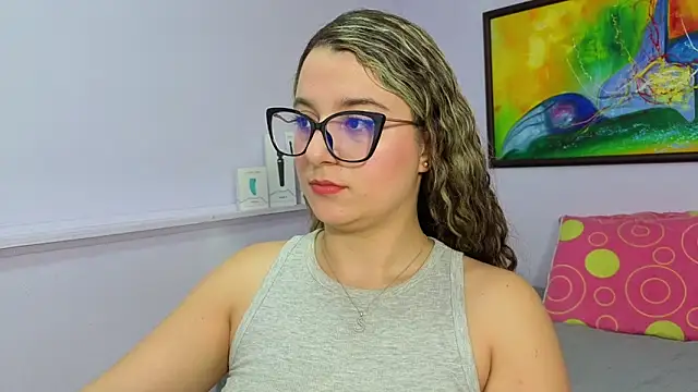 katiaa lovv online show from February 2026 11:59:01 AM