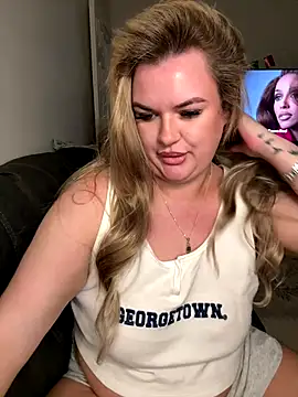 MrsBlazeXX online show from October 2025 11:39:01 PM