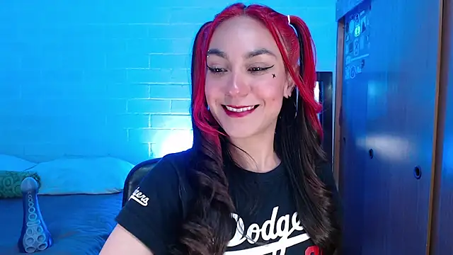 Amy66 online show from March 2026 05:13:01 AM