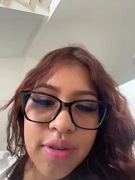Snapshot of Mia_Valmont chatting on December 2025 09:01:01 PM Mia Valmont online show from December 2025 09:01:01 PM
