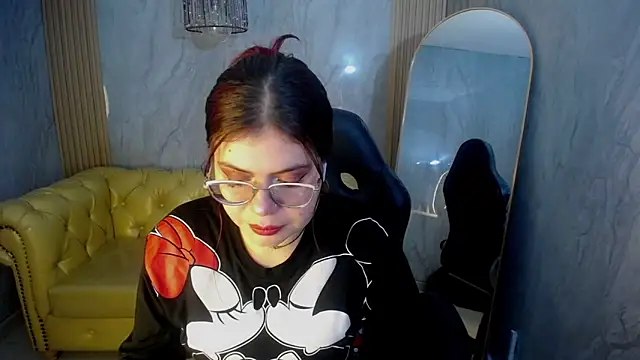 draviana a  online show from November 2025 03:05:01 AM