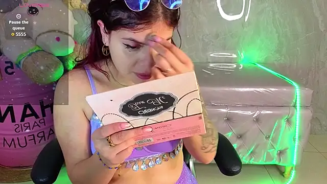 draviana a  online show from February 2026 03:07:01 AM