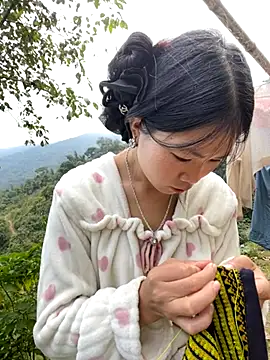 -mayhan11 online show from October 2025 07:45:01 AM