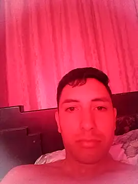 Snapshot of MacroP24 chatting on September 2025 02:33:02 PM MacroP24 online show from September 2025 02:33:02 PM