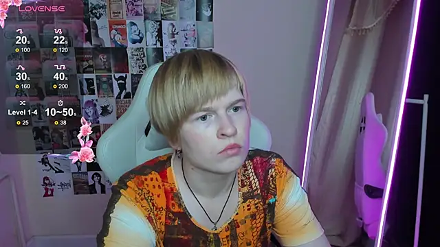 Cattie w  online show from November 2025 01:27:02 AM