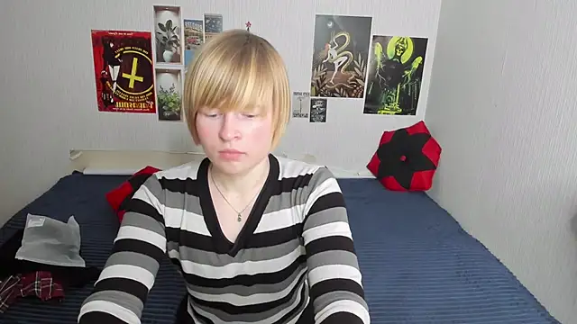 Cattie w  online show from March 2026 01:10:01 AM