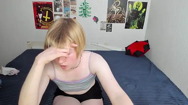 Cattie w  online show from June 2026 01:17:02 AM