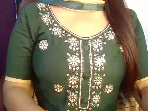 LOVELY SUKOON online show from October 2025 04:30:01 AM