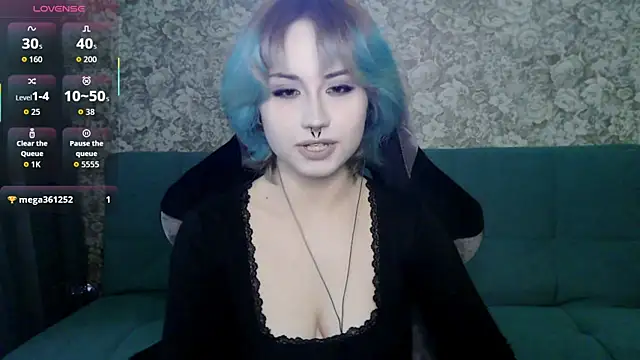 LeisaHopperstad online show from April 2026 02:20:01 PM