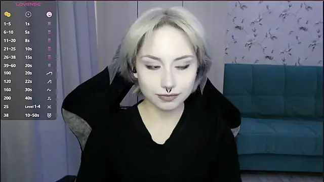 LeisaHopperstad online show from June 2026 03:29:01 PM