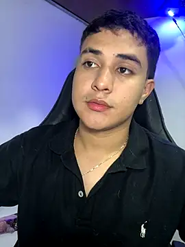 Snapshot of loki32men chatting on October 2025 05:04:02 AM loki32men online show from October 2025 05:04:02 AM