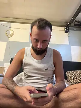 Snapshot of juan03065 chatting on June 2026 11:46:02 AM juan03065 online show from June 2026 11:46:02 AM