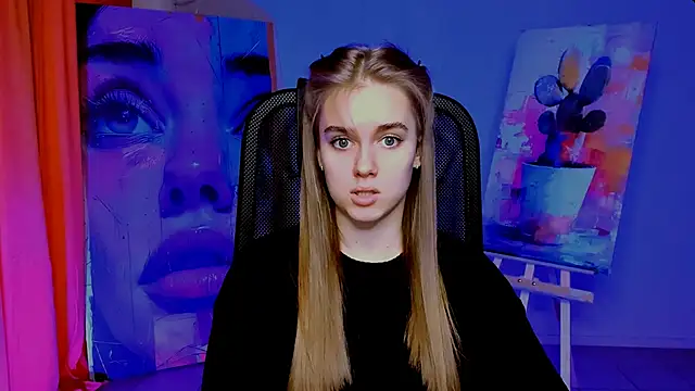 JuneWoods online show from April 2026 07:30:02 AM