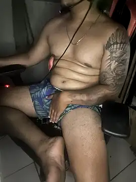 Snapshot of gtzmoreno chatting on November 2025 05:13:02 AM gtzmoreno online show from November 2025 05:13:02 AM