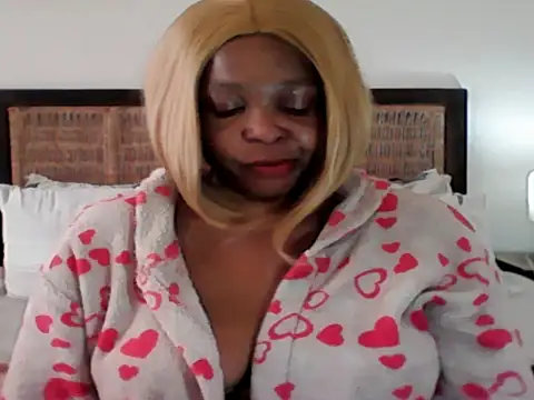 Blacksashaxx online show from May 2026 10:56:02 AM