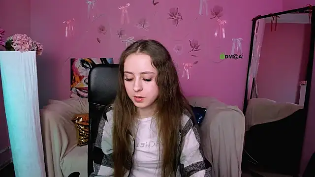 rebecca smile online show from April 2026 12:19:02 PM