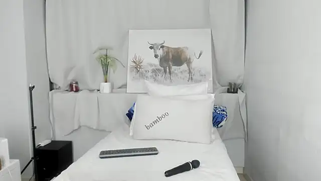 ConnieSmall24 online show from October 2025 09:56:01 PM