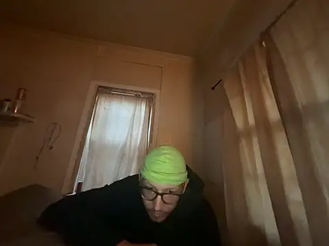 ThrowedWorldWide online show from December 2025 12:32:01 PM