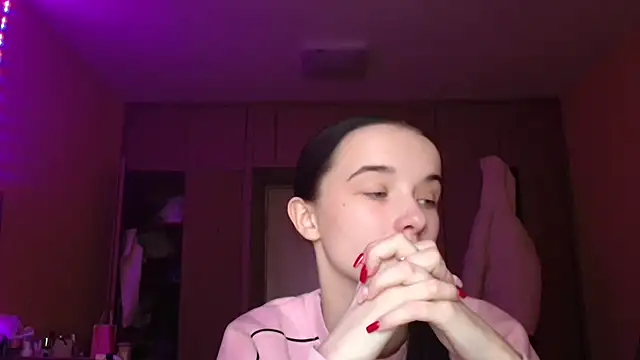 Emilia Light online show from March 2026 07:36:01 AM