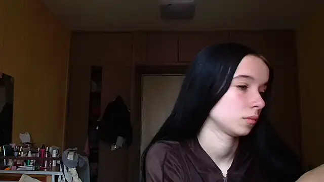 Emilia Light online show from March 2026 07:20:02 AM