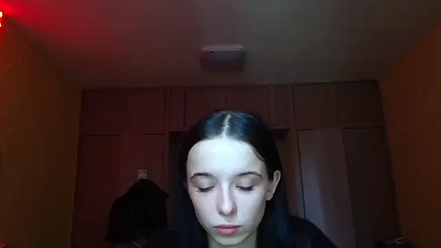 Emilia Light online show from April 2026 08:20:01 AM