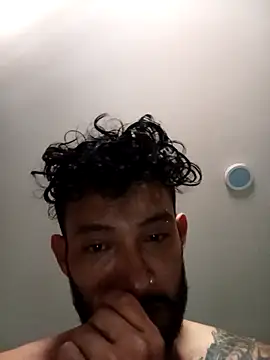 Snapshot of kingbickcockDn chatting on November 2025 11:10:02 AM kingbickcockDn online show from November 2025 11:10:02 AM