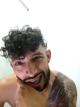 Snapshot of kingbickcockDn chatting on November 2025 08:08:02 PM kingbickcockDn online show from November 2025 08:08:02 PM