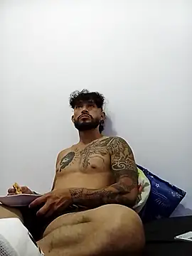 Snapshot of kingbickcockDn chatting on November 2025 03:45:01 AM kingbickcockDn online show from November 2025 03:45:01 AM