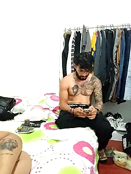 Snapshot of kingbickcockDn chatting on December 2025 09:21:02 PM kingbickcockDn online show from December 2025 09:21:02 PM