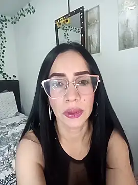 Snapshot of YaraDuartee chatting on March 2026 11:23:02 PM YaraDuartee online show from March 2026 11:23:02 PM
