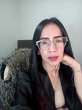 Snapshot of YaraDuartee chatting on March 2026 02:27:02 AM YaraDuartee online show from March 2026 02:27:02 AM