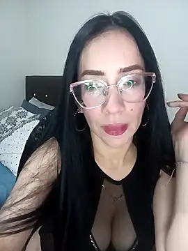 Snapshot of YaraDuartee chatting on March 2026 11:41:01 PM YaraDuartee online show from March 2026 11:41:01 PM
