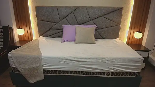 GabySweett  online show from March 2026 01:18:01 PM