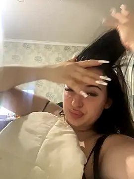 LoveMiQueen1 online show from October 2025 07:13:01 PM