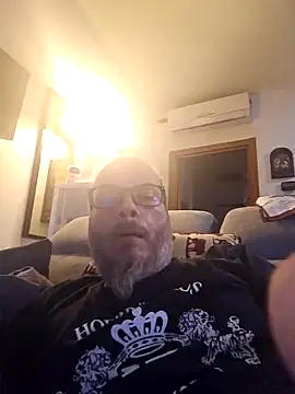 ilmilanese76 online show from September 2025 05:16:02 PM