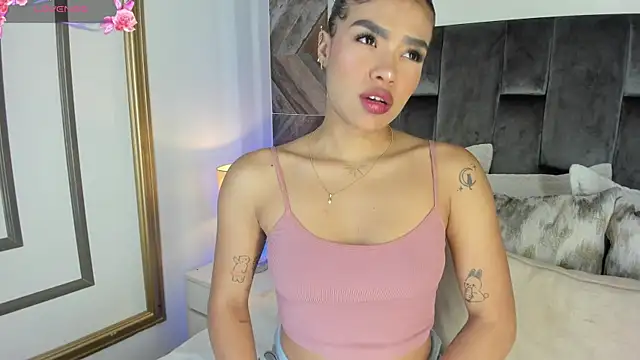 NaylaGrey online show from July 2026 09:13:01 PM