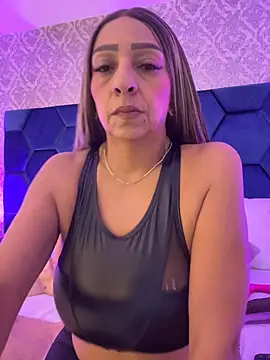 Snapshot of Angelina_Roa chatting on July 2026 02:14:02 PM Angelina Roa online show from July 2026 02:14:02 PM