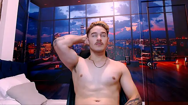 AlexPiersss online show from October 2025 07:34:02 PM
