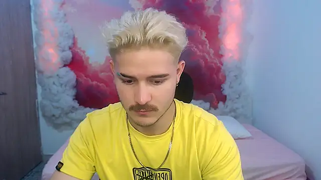 AlexPiersss online show from October 2025 07:14:02 PM