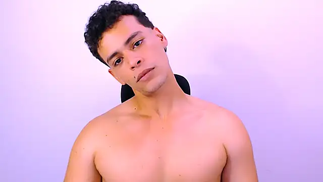 DominicBlazze online show from October 2025 07:34:01 PM