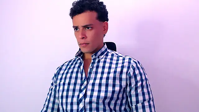 DominicBlazze online show from October 2025 07:13:01 PM