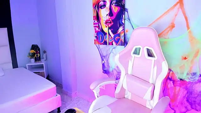 Athenea  fox online show from November 2025 11:44:01 AM