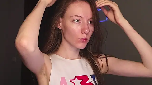 Snapshot of Why_me_stella chatting on November 2025 08:22:02 PM Why me stella online show from November 2025 08:22:02 PM