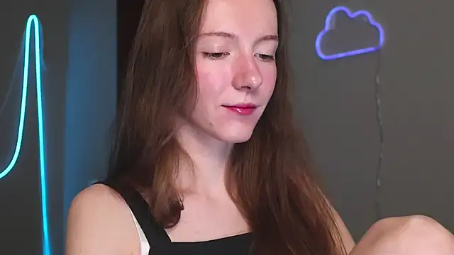 Snapshot of Why_me_stella chatting on November 2025 12:42:02 AM Why me stella online show from November 2025 12:42:02 AM