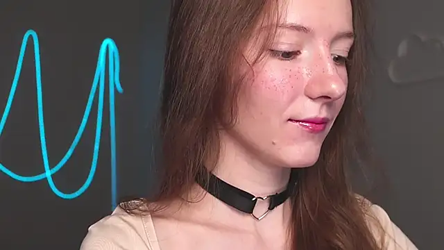 Snapshot of Why_me_stella chatting on November 2025 01:52:02 AM Why me stella online show from November 2025 01:52:02 AM