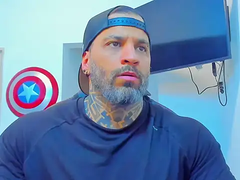 JoshRigby online show from November 2025 08:19:01 PM