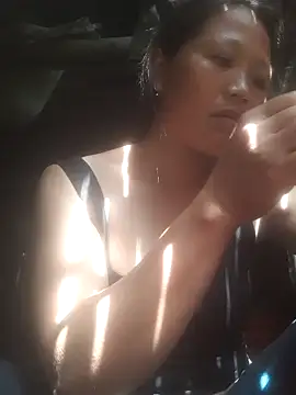 Snapshot of bree-zz chatting on September 2025 02:38:01 AM bree-zz online show from September 2025 02:38:01 AM