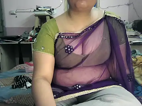 Snapshot of Niisha_HOT chatting on October 2025 07:58:02 PM Niisha HOT online show from October 2025 07:58:02 PM